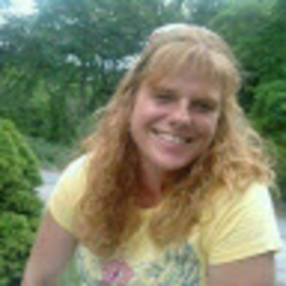 Meet your Posher, Michelle - Picture 1 of 1